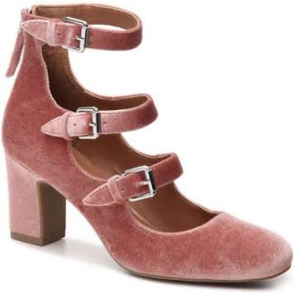 Indigo Shoes - Pink velvet Indigo rd heels